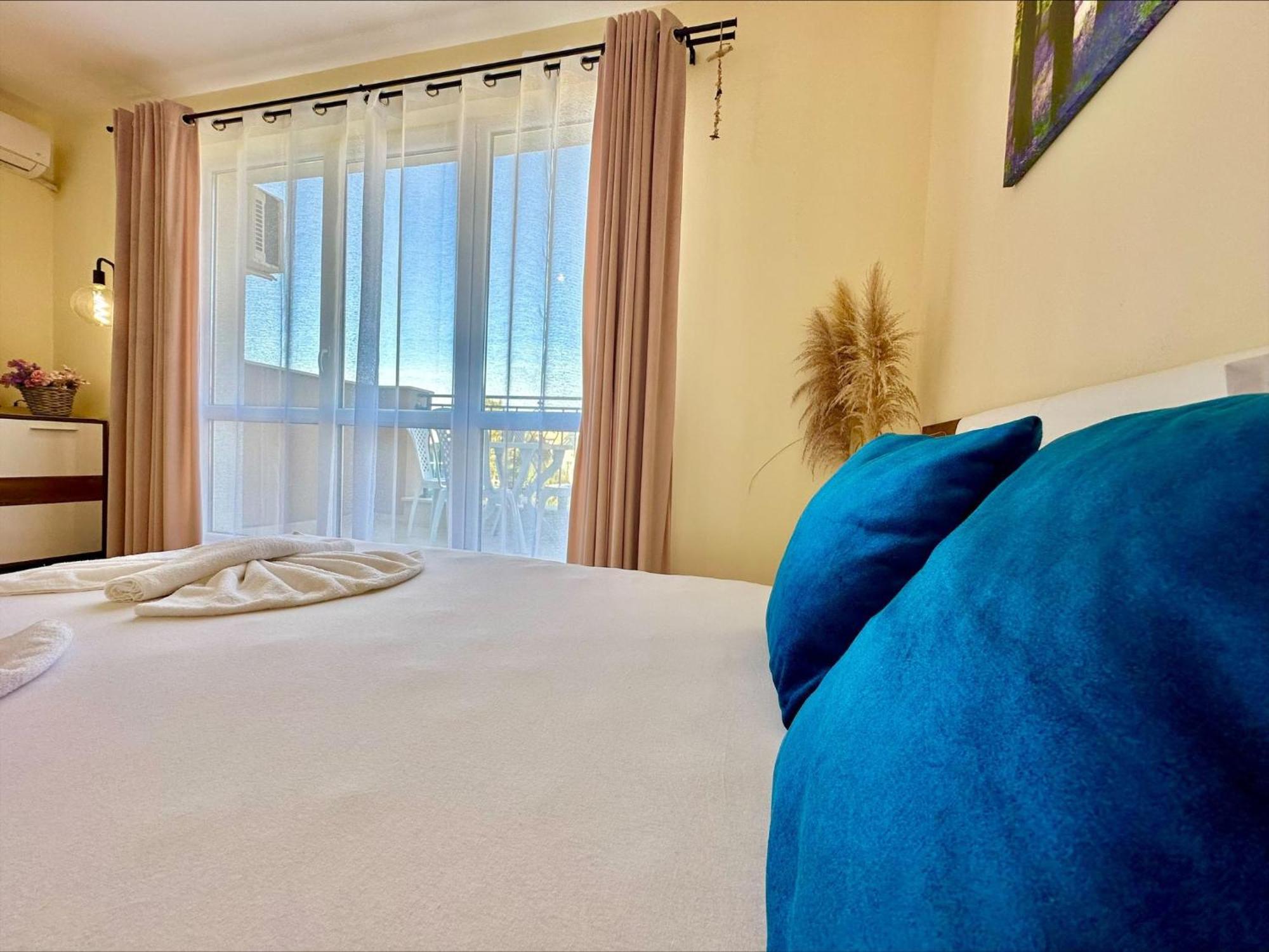Ipanema Beach - Menada Apartments Sveti Vlas Quarto foto