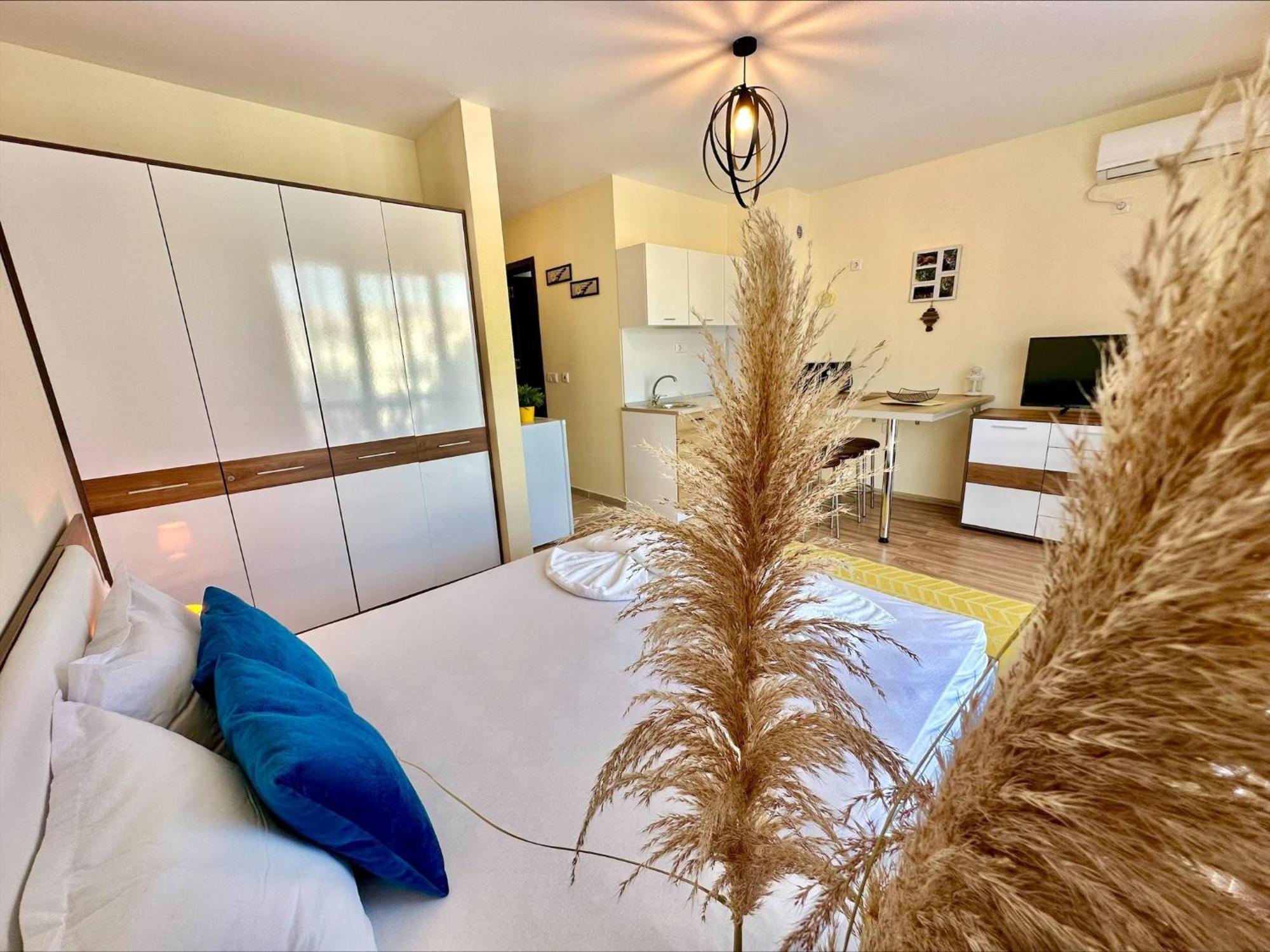 Ipanema Beach - Menada Apartments Sveti Vlas Quarto foto